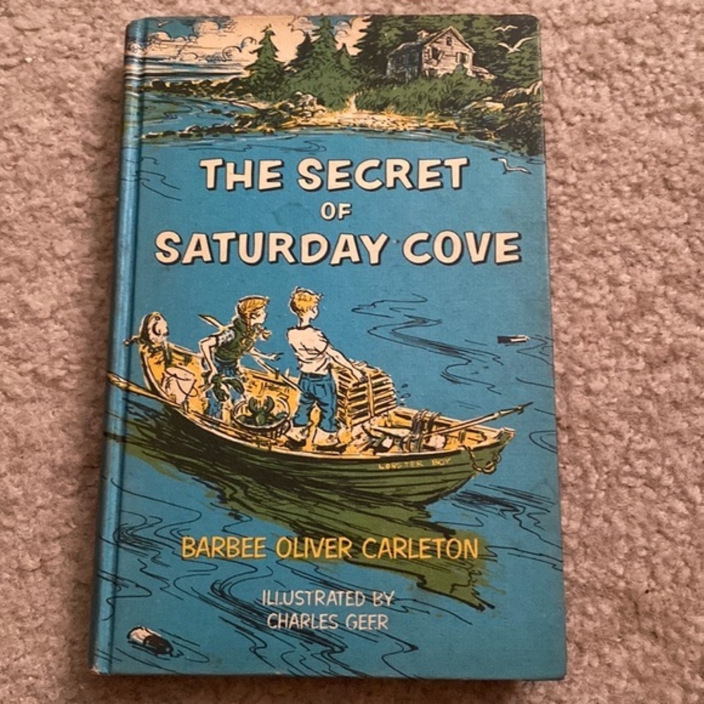 The Secret of Saturday Cove Antique‎ hardcover Weekly Reader book